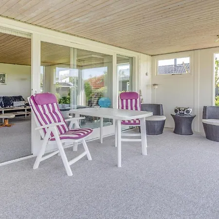 Two-bedroom Holiday In Holiday home Slagelse